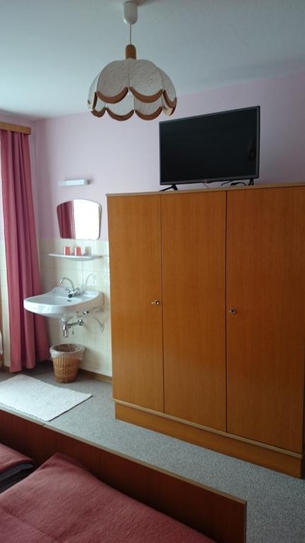 Appartamento Haus Alpina Weissensee Esterno foto